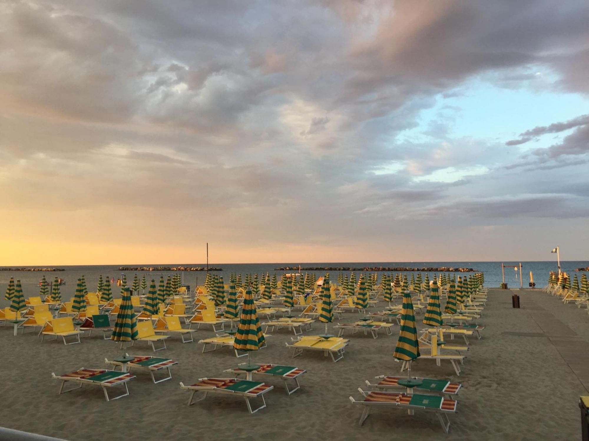 Hotel Viking Rimini Eksteriør billede
